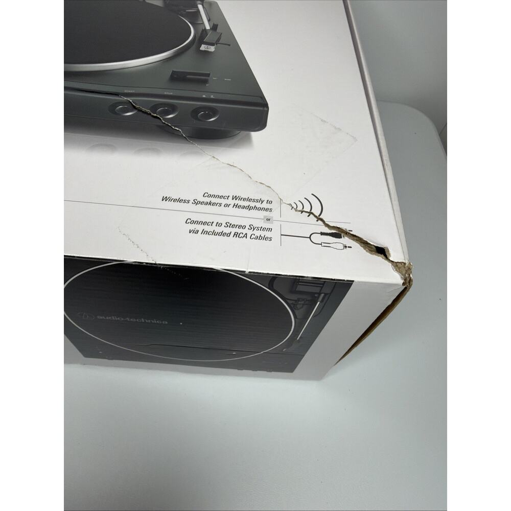 Audio-Technica AT-LP60XBT Turntable Black Bluetooth TESTED WORKING SOUNDS GREAT - Picture 3 of 15